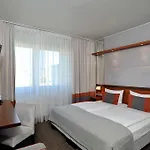 Golden Tulip Hamburg Hotel