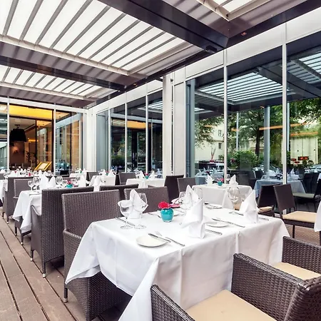 Otel Golden Tulip Hamburg 4*