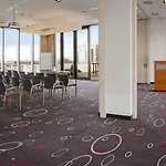 Golden Tulip Hamburg