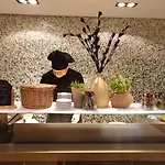 Hotel Golden Tulip Hamburg 4*