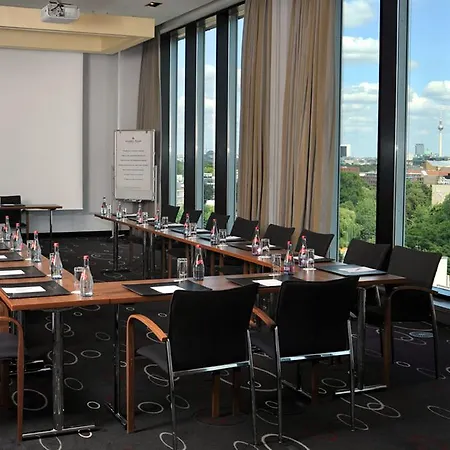 Golden Tulip Hamburg