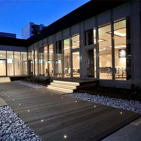 Golden Tulip Hamburg