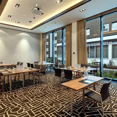 Golden Tulip Hamburg ברלין