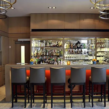 Golden Tulip Hamburg