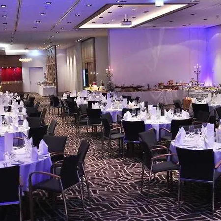 Отель Golden Tulip Hamburg
