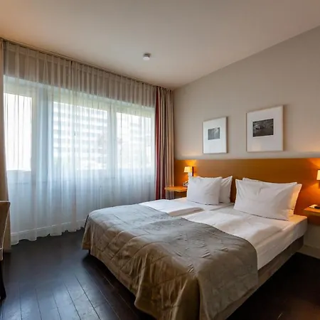 Golden Tulip Hamburg فندق برلين