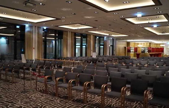 Golden Tulip Hamburg 4* 柏林