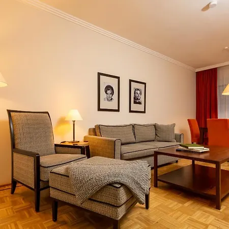 Golden Tulip Hamburg Ξενοδοχείο 4*